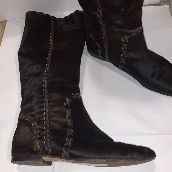 Authentic Gucci boots - Picture 4 of 10